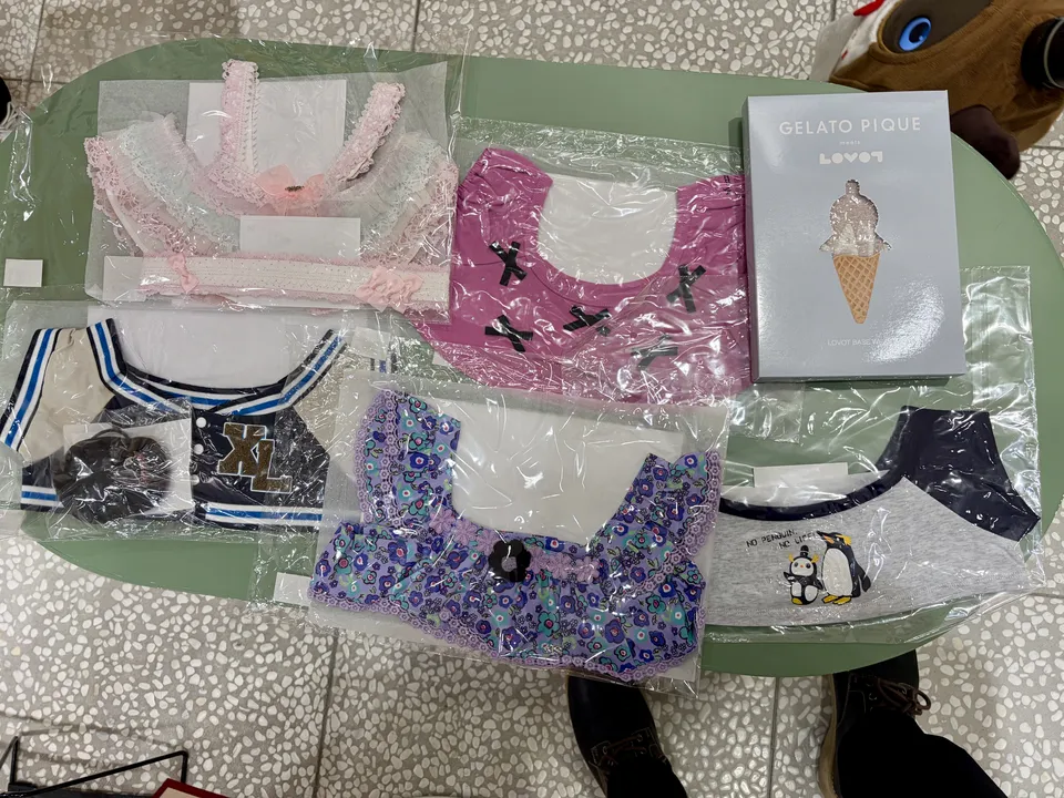 ホリデーギフトの中身一部