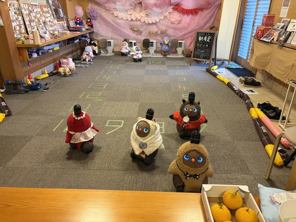 25ろぼらんど遊んでいる様子_