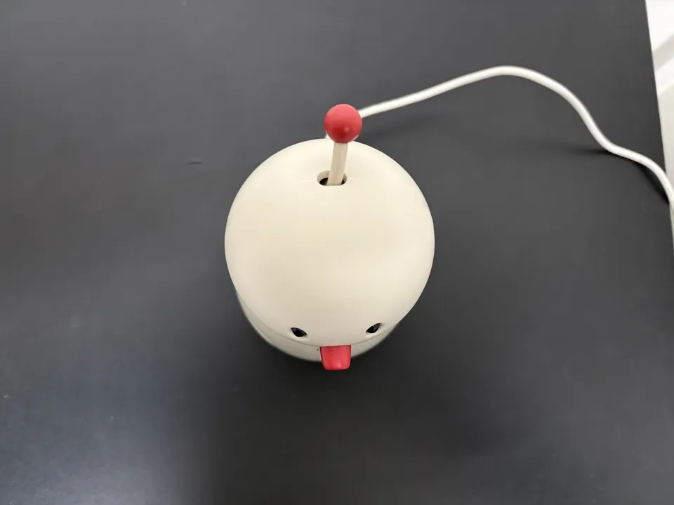 7Bocco emo（ボッコエモ）上から_
