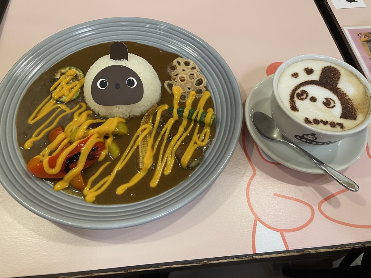 ラボットカレーとラボットラテのセット