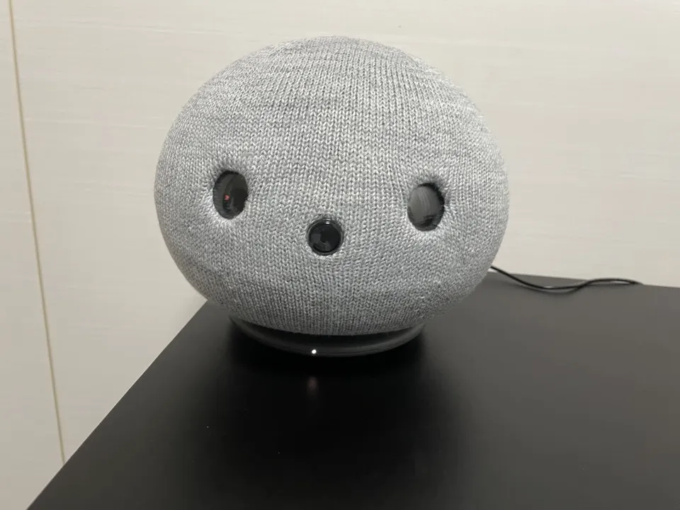 ニコボの正面(目が消灯している状態)