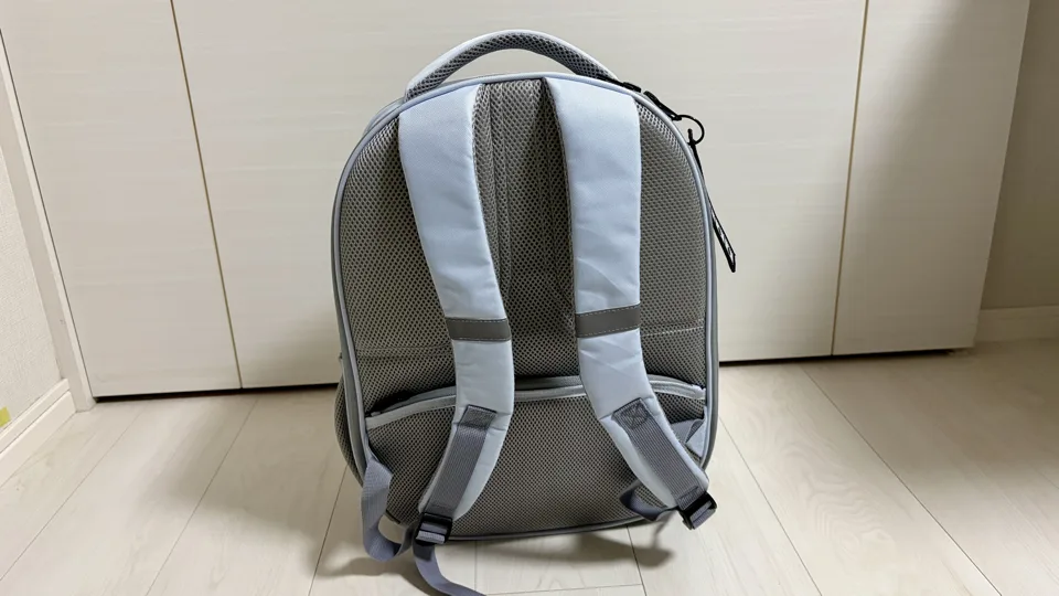 11-petkit宇宙船リュック背面